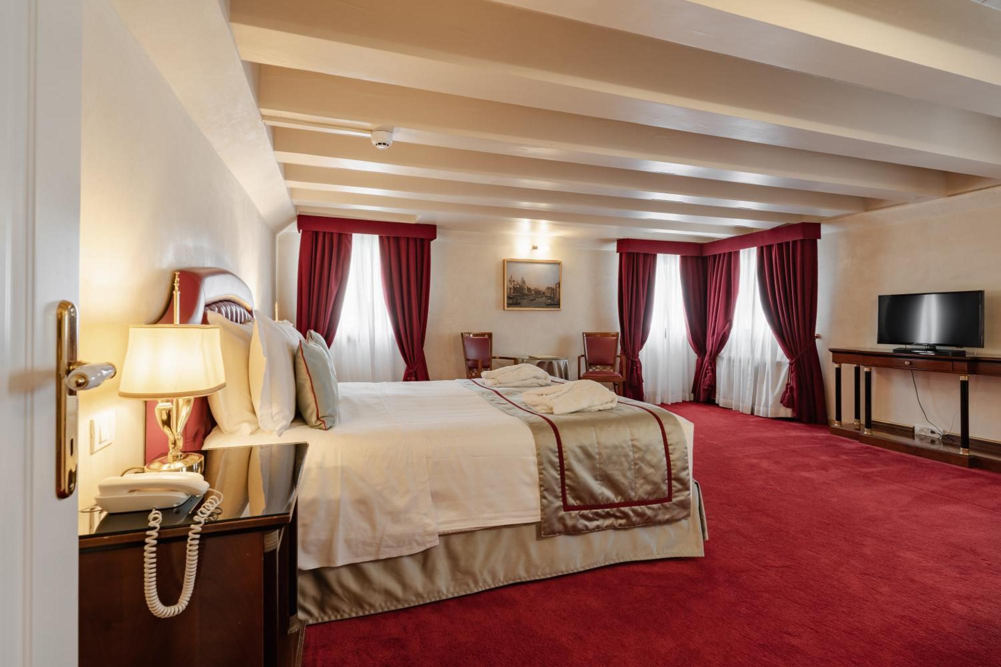Donà Palace Hotel 4*